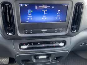 Mercedes-Benz Vito (2024) thumbnail 12