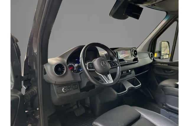 Mercedes-Benz Sprinter (2024) thumbnail 6