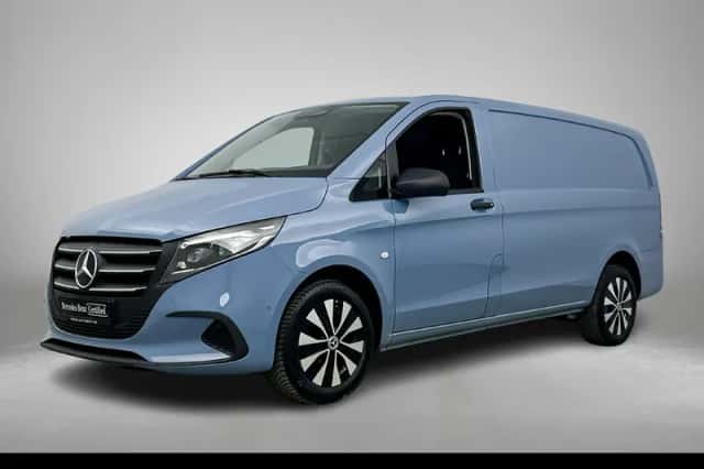 Mercedes-Benz Vito (2024) thumbnail 1