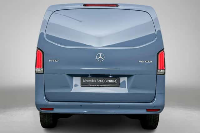 Mercedes-Benz Vito (2024) thumbnail 6