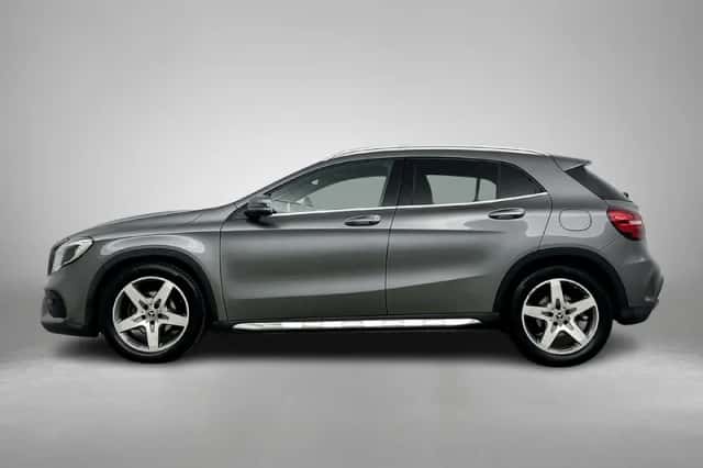 Mercedes-Benz GLA (2019) thumbnail 6
