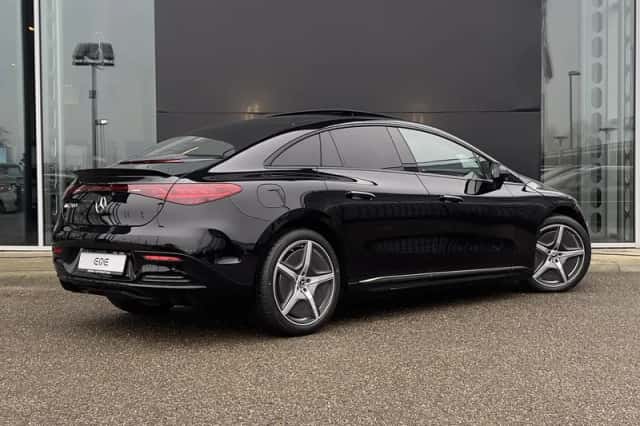 Mercedes-Benz EQE (2025) thumbnail 2