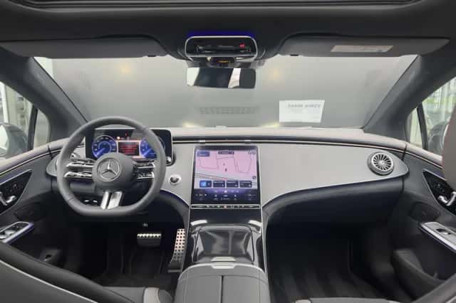 Mercedes-Benz EQE (2025) thumbnail 3