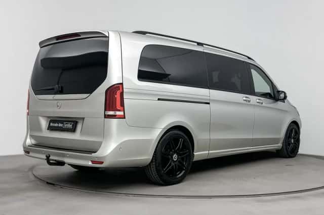 Mercedes-Benz V-Klasse (2023) thumbnail 2