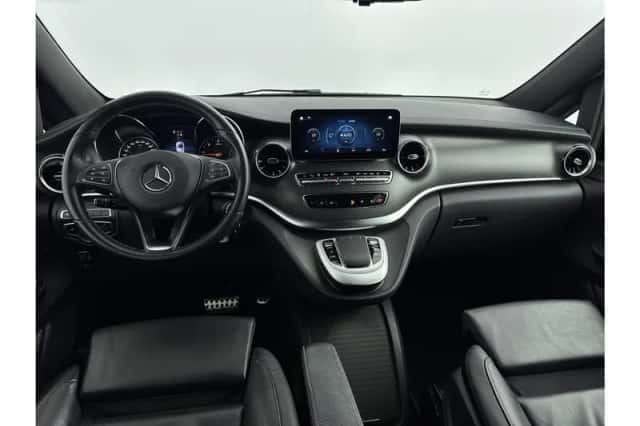 Mercedes-Benz V-Klasse (2023) thumbnail 3