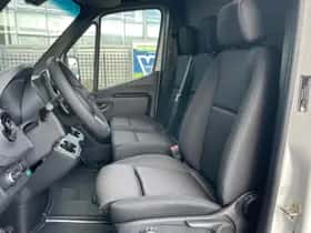 Mercedes-Benz Sprinter (2024) thumbnail 13