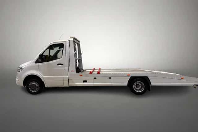 Mercedes-Benz Sprinter (2019) thumbnail 4