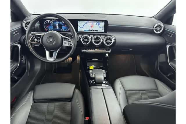 Mercedes-Benz CLA-Klasse (2023) thumbnail 3