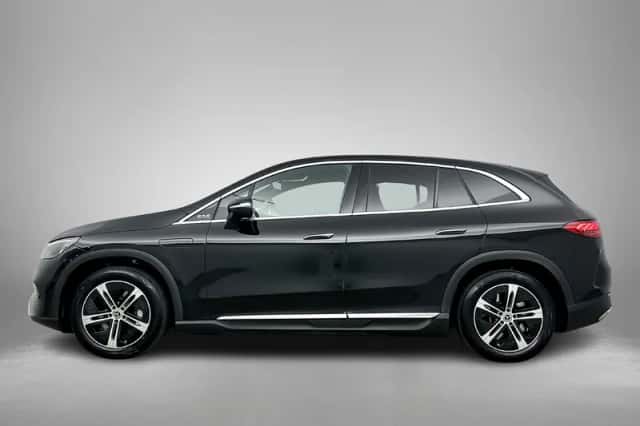 Mercedes-Benz EQE (2024) thumbnail 6