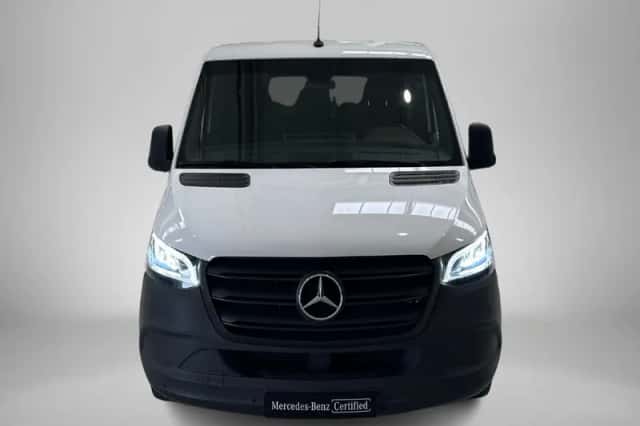 Mercedes-Benz Sprinter (2022) thumbnail 3