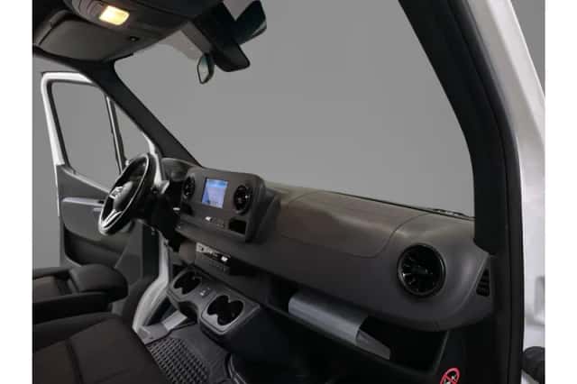 Mercedes-Benz Sprinter (2022) thumbnail 6