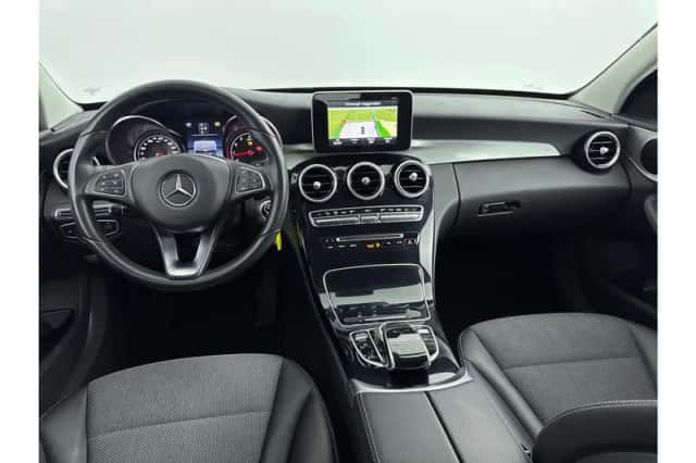 Mercedes-Benz C-Klasse (2017) thumbnail 3