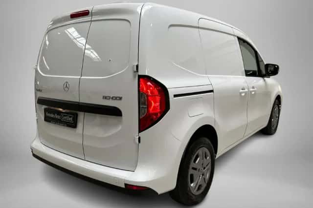 Mercedes-Benz Citan (2023) thumbnail 2