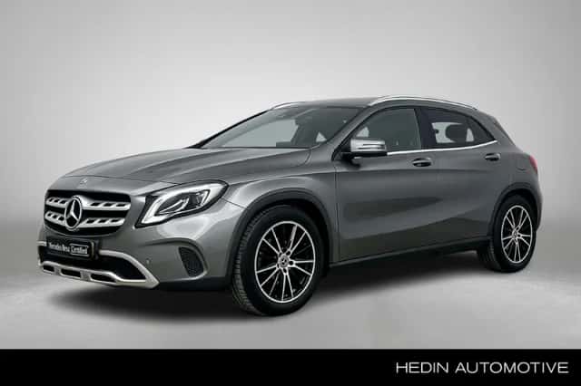 Mercedes-Benz GLA (2019) thumbnail 1