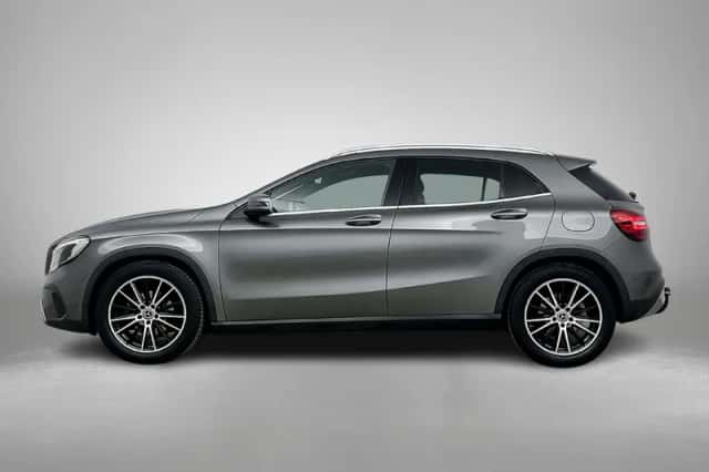 Mercedes-Benz GLA (2019) thumbnail 6