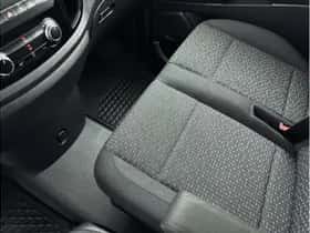 Mercedes-Benz Vito (2022) thumbnail 11