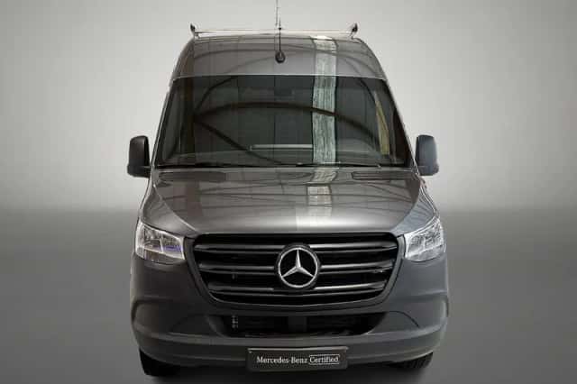Mercedes-Benz Sprinter (2024) thumbnail 5