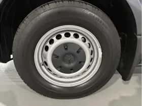 Mercedes-Benz Sprinter (2024) thumbnail 13