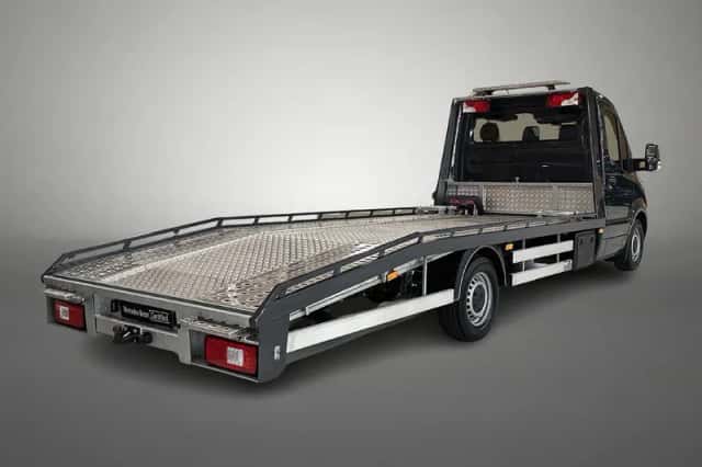 Mercedes-Benz Sprinter (2024) thumbnail 5