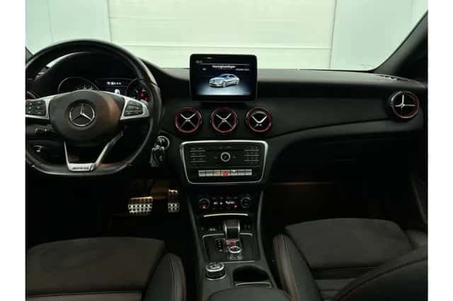 Mercedes-Benz CLA-Klasse (2017) thumbnail 3
