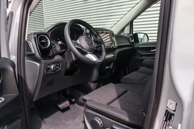 Mercedes-Benz eVito (2025) thumbnail 3