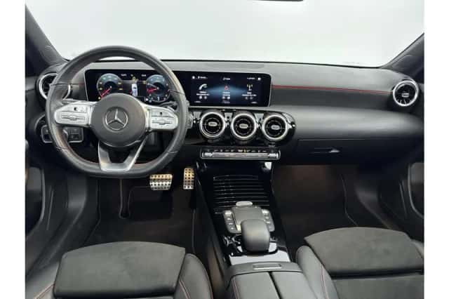 Mercedes-Benz A-Klasse (2020) thumbnail 3