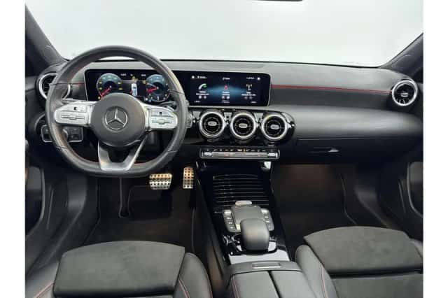 Mercedes-Benz A-Klasse (2020) thumbnail 3