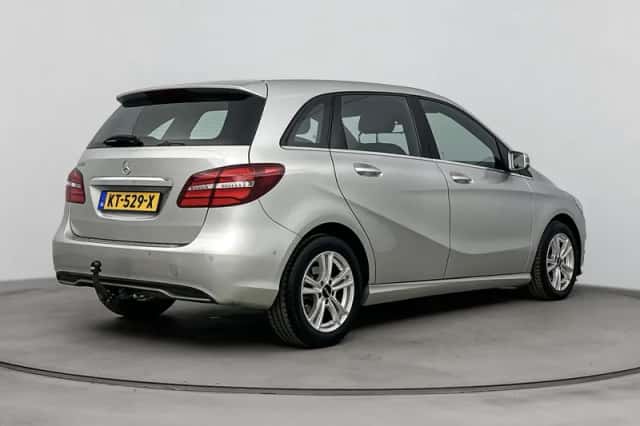 Mercedes-Benz B-Klasse (2016) thumbnail 2