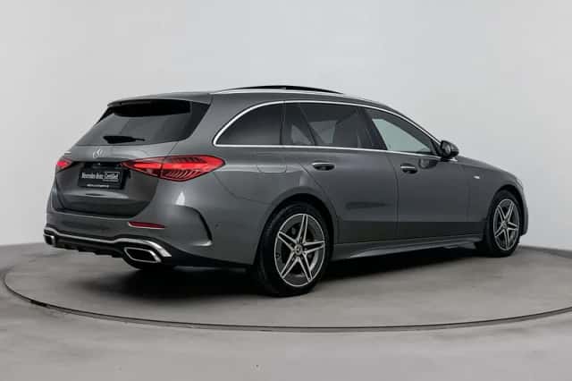 Mercedes-Benz C-Klasse (2025) thumbnail 2