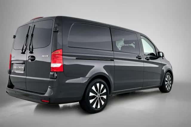 Mercedes-Benz Vito (2024) thumbnail 4