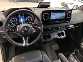 Mercedes-Benz eSprinter (2025) thumbnail 9