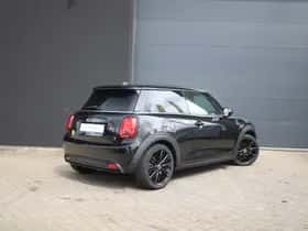 MINI Electric (2023) thumbnail 2