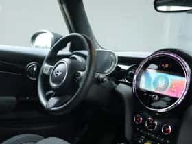 MINI Electric (2023) thumbnail 11