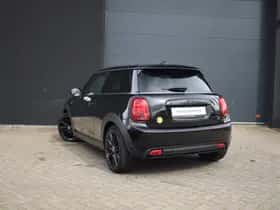 MINI Electric (2023) thumbnail 7
