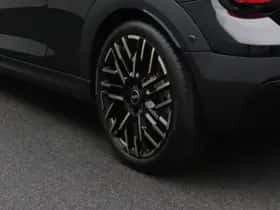 MINI Cooper (2025) thumbnail 4