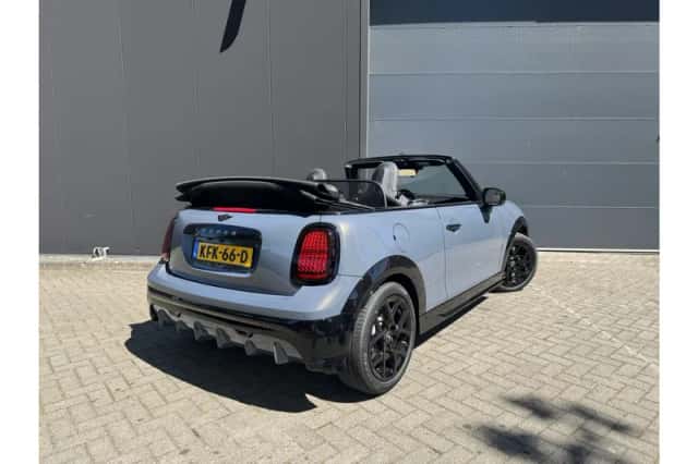 MINI Cooper (2026) thumbnail 2