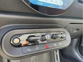 MINI Cooper (2026) thumbnail 15