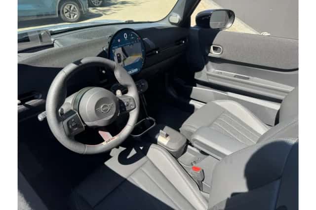 MINI Cooper (2026) thumbnail 5