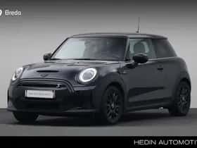 MINI Electric (2023) thumbnail 1