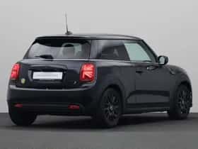 MINI Electric (2023) thumbnail 2