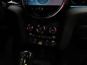 MINI Electric (2023) thumbnail 17