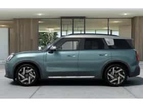 MINI Countryman (2026) thumbnail 2