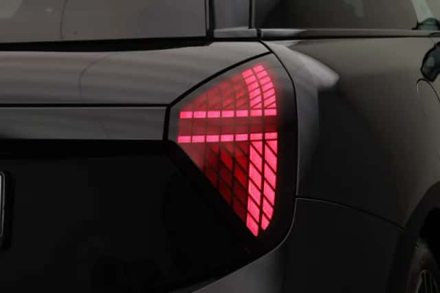 MINI Mini Electric (2025) thumbnail 6