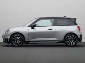 MINI Electric (2026) thumbnail 12