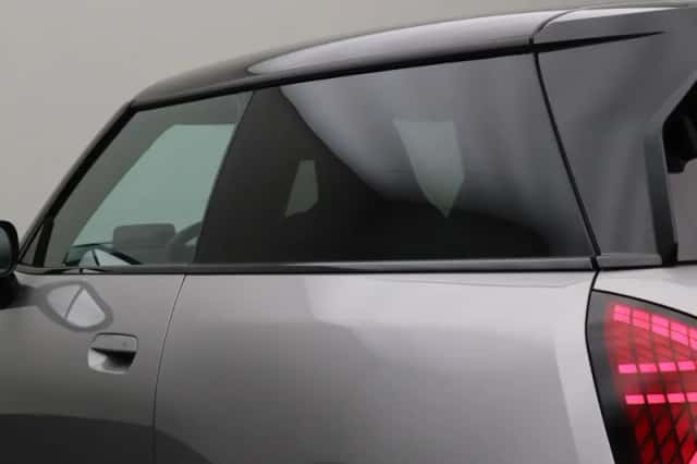 MINI Electric (2026) thumbnail 3
