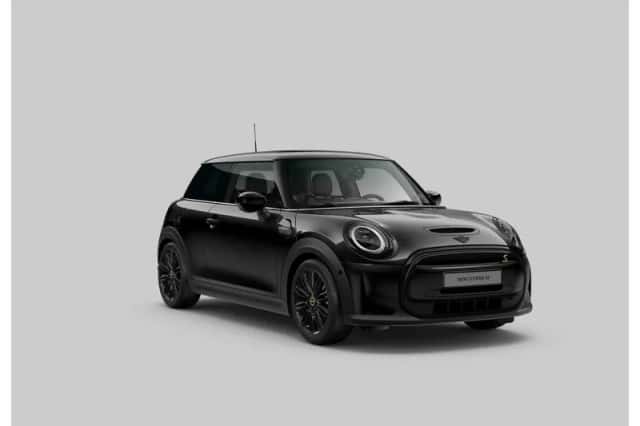 MINI Electric (2022) thumbnail 3