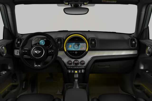MINI Countryman (2022) thumbnail 2