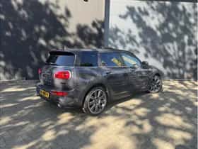 MINI Clubman (2018) thumbnail 2