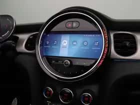 MINI Cooper S (2023) thumbnail 24