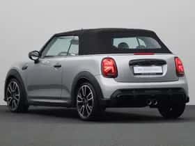 MINI Cooper S (2023) thumbnail 30